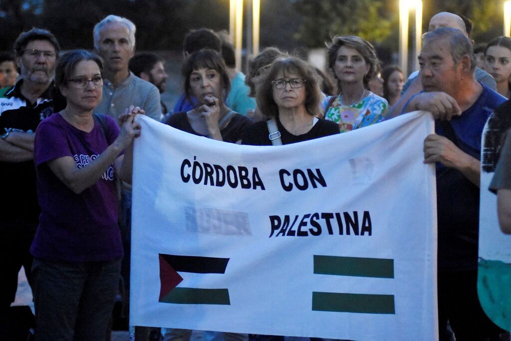 La concentraci&oacute;n de solidaridad con Palestina en C&oacute;rdoba, en im&aacute;genes