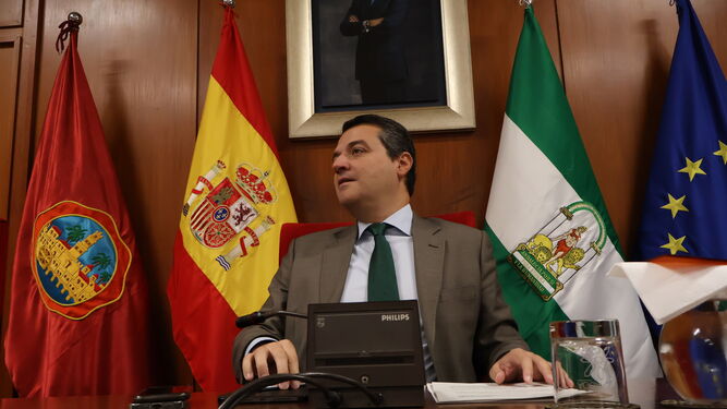 José María Bellido, durante el último Pleno del Ayuntamiento de Córdoba.