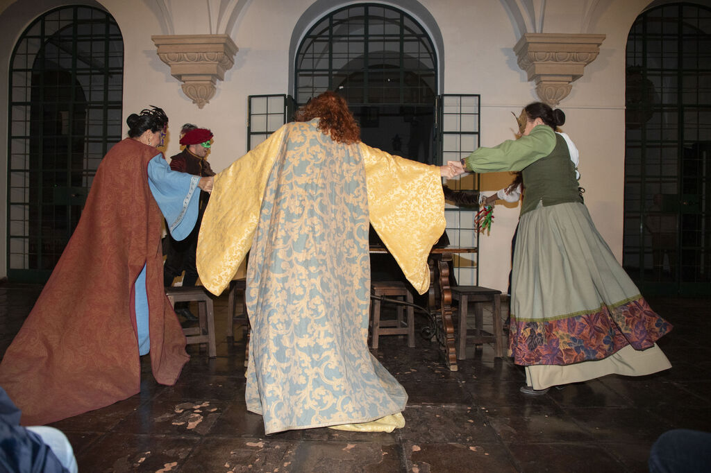 La representaci&oacute;n de Don Juan Tenorio en el Palacio de la Merced de C&oacute;rdoba, en im&aacute;genes
