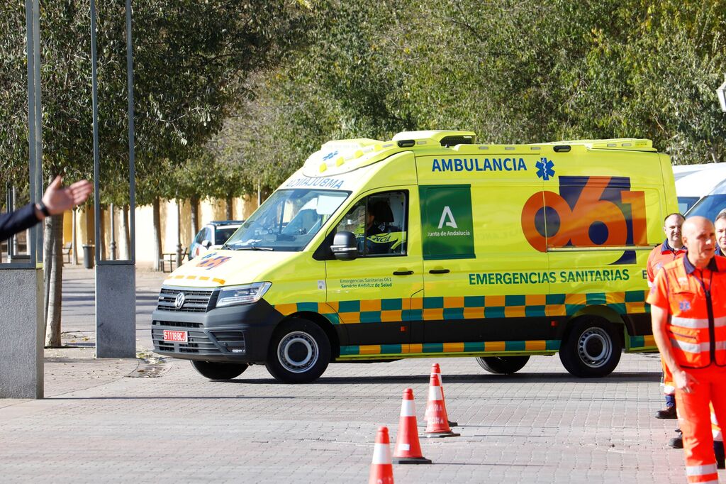 As&iacute; son las nuevas ambulancias 4x4 que el 061 ha presentado en C&oacute;rdoba, en im&aacute;genes