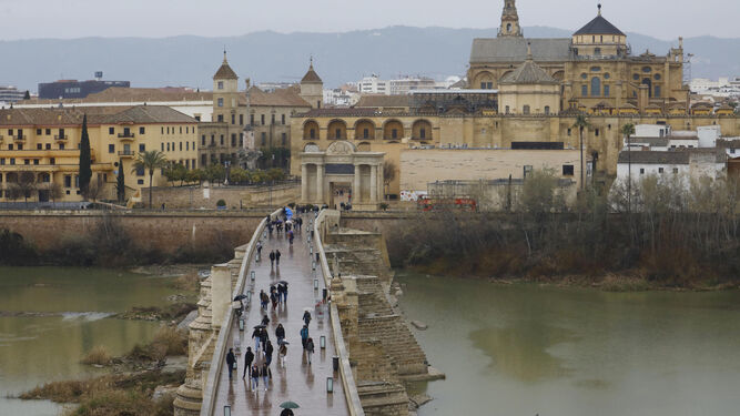 Panorámica del Puente Romano de Córdoba