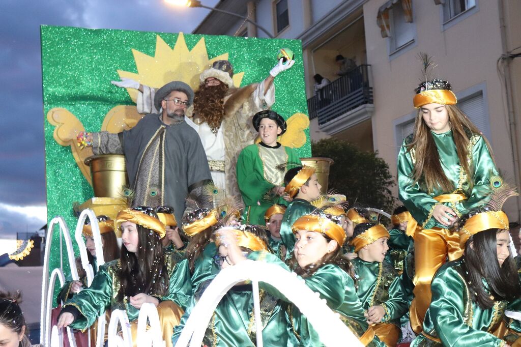 Las im&aacute;genes de una Cabalgata de Reyes en Montilla llena de novedades