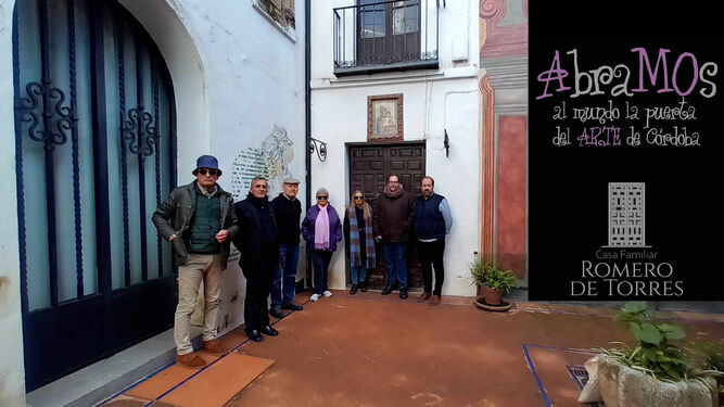 I Encuentro Artístico ante la casa familiar de los Romero de Torres en Córdoba.