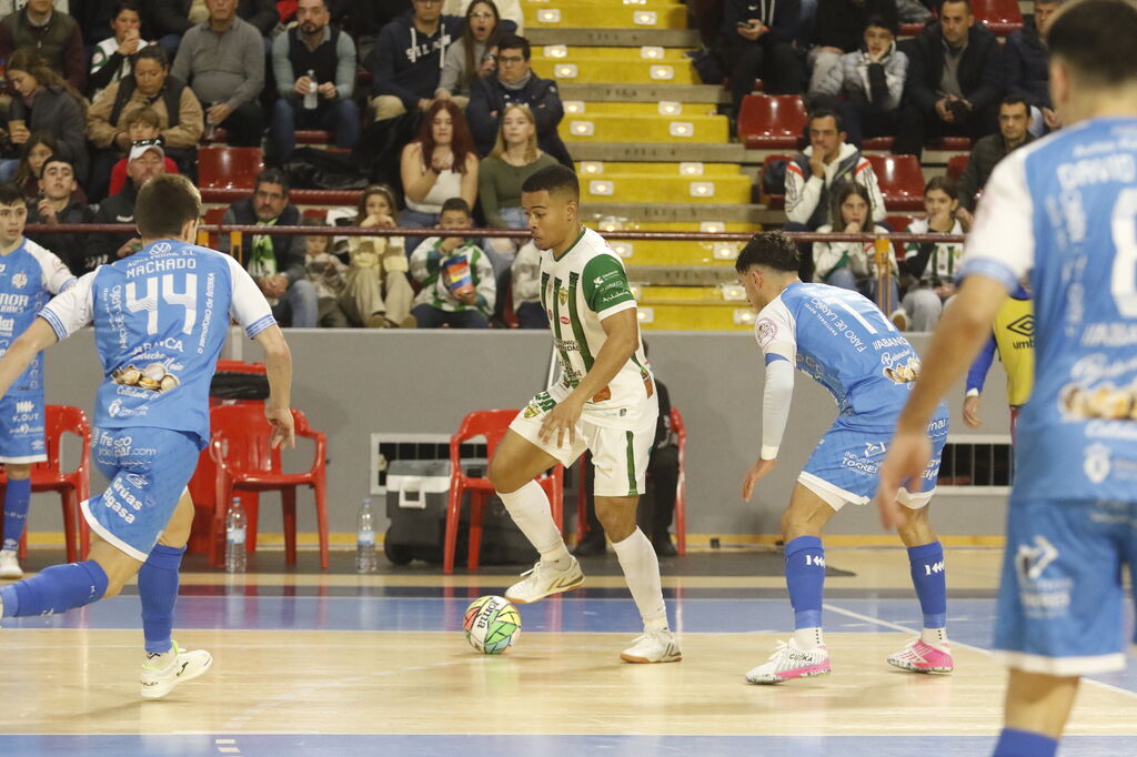 Las mejores fotos de la victoria del C&oacute;rdoba Futsal ante el Noia
