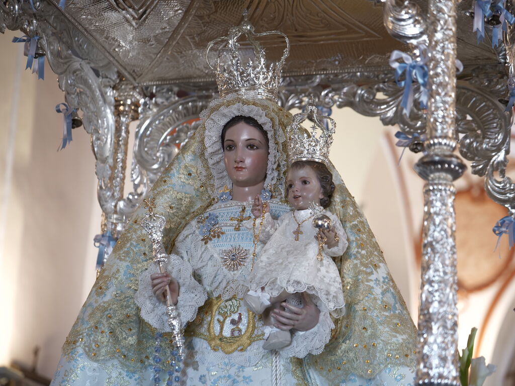 La romer&iacute;a de tra&iacute;da de la Virgen de Luna de Pozoblanco, en im&aacute;genes