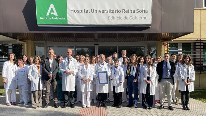 La unidad de Microbiología del Hospital Reina Sofía recibe la distinción.