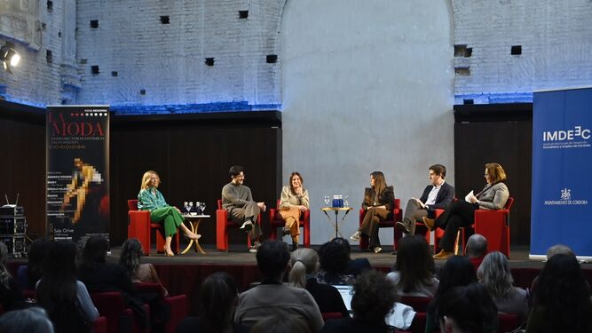Mesa redonda 'La moda como sector económico de valor añadido en Córdoba'