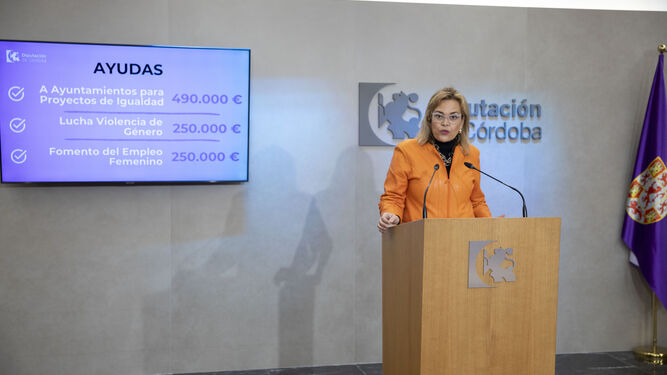 Auxiliadora Moreno presenta las cuentas para políticas de igualdad de la Diputación de Córdoba: