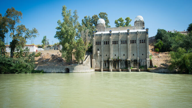 Central hidroeléctrica de El Carpio.
