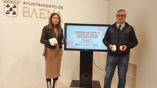 Paqui Lozano y Francisco Vizcaíno en la presentación del programa.