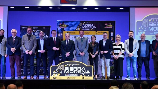 Los representantes institucionales presentes en la presentación del 41 Rallye Sierra Morena.