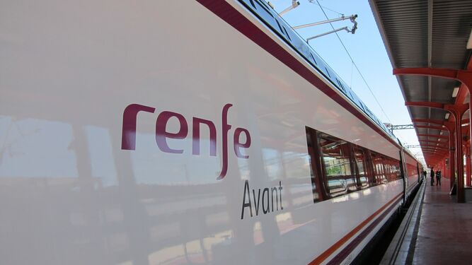 Los usuarios del AVANT Córdoba-Sevilla rechazan el horario propuesto por Renfe