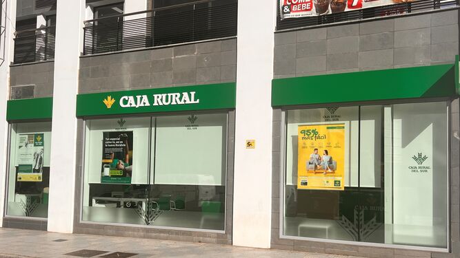Nueva oficina de la Caja Rural del Sur en la calle Jesús de la Pasión de Huelva.