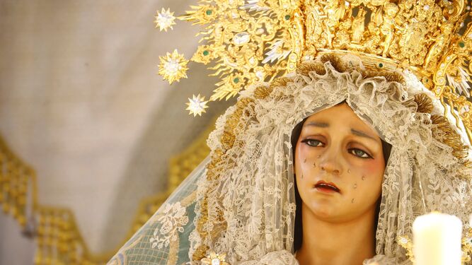 María Santísima de la Esperanza en la tarde del Domingo de Ramos 2023