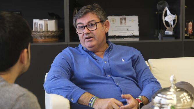 Javier González Calvo, durante su etapa en el Córdoba CF, en una entrevista con 'el Día'.