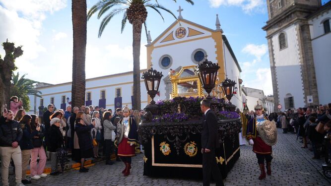 Un momento de la procesión del Santo Entierro de Pozoblanco.