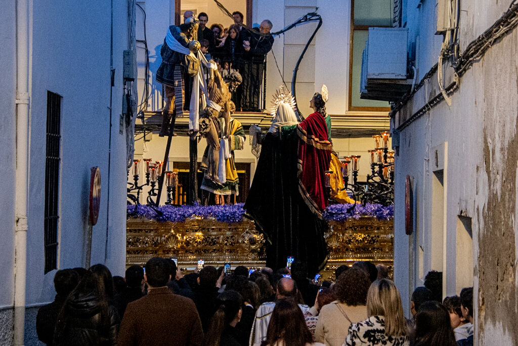 Viernes Santo en Montilla: Noche de Descendimiento, Soledad y Angustia
