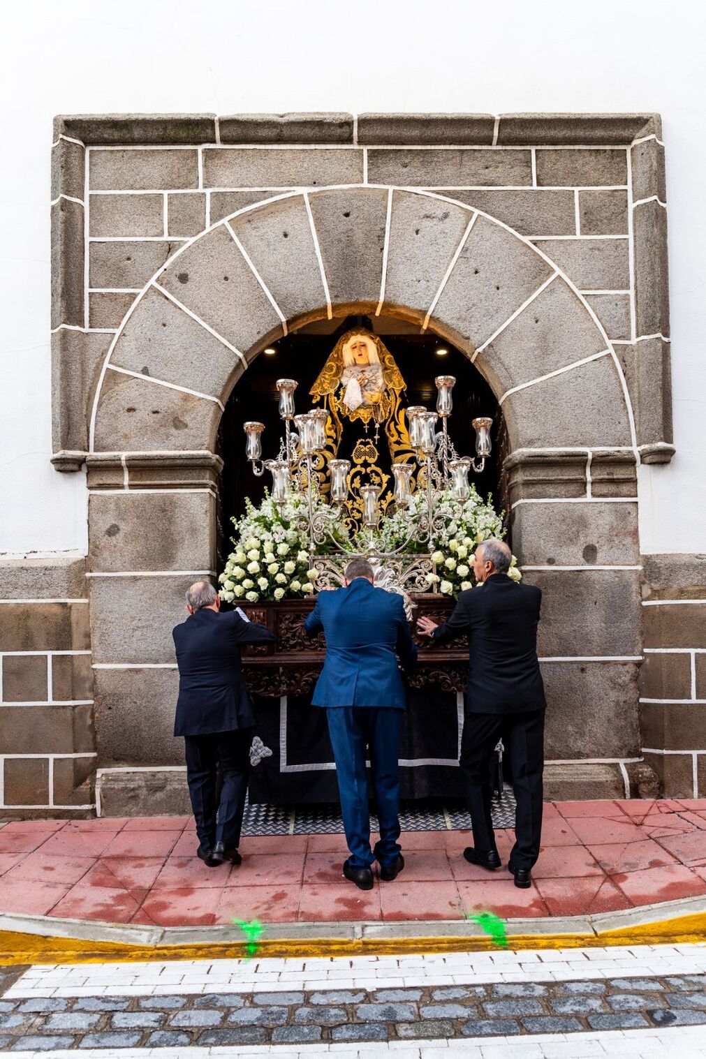 Viernes Santo en Villanueva de C&oacute;rdoba: la procesi&oacute;n del Santo Entierro, en im&aacute;genes