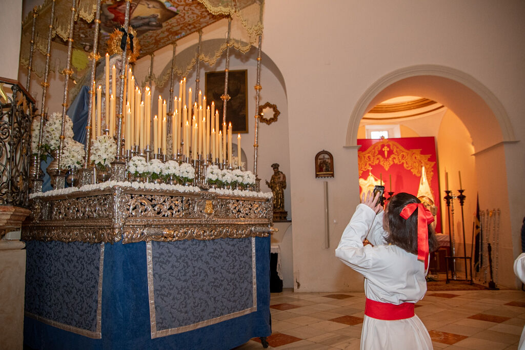 Domingo de Resurrecci&oacute;n en Montilla: el Resucitado se queda en la parroquia de Santiago Ap&oacute;stol