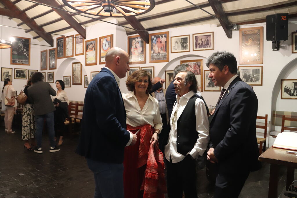 Las fotos de Pepe Habichuela como embajador de la Cofrad&iacute;a de la Vi&ntilde;a y el Vino de Montilla